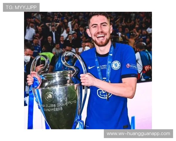 卡马文加 vs 若日尼奥：节奏掌控者的风格差异与战术作用对比