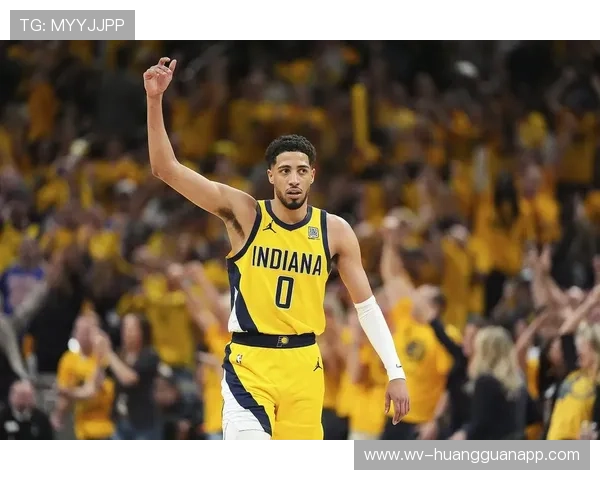 哈利伯顿突破创造进攻机会提升球队关键时刻表现