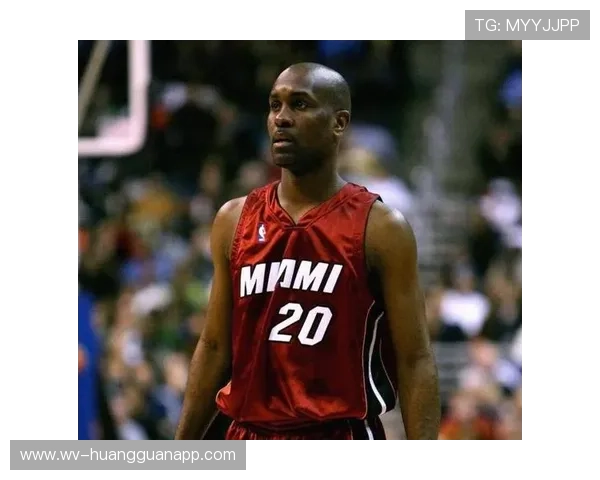 加里·佩顿挡拆创造多次抢断，防守效率明显提升